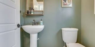 Updated 2BR Townhome | Bates-Hendricks | Steps to Fountain Square Gallery 21