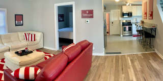 "The Porch" - ABNB, Short Term, monthly and long-term RENTAL. Famous IU Tailgate house Gallery 13