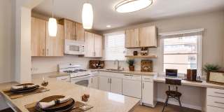 Lincoln Place Apartment Homes Gallery 11