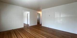 Charming 2 Bedroom, 1 Bathroom Home with Large Fenced Yard + Garage Gallery 7