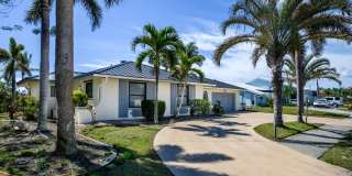 WATERFRONT, SAILBOAT ACCESS WITH POOL Gallery 1