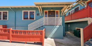 Charming Sherman Heights 2-Bedroom, Available Now! Gallery 8