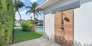 7810 Hawthorne Avenue Gallery 35