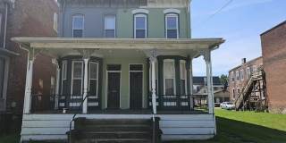 725 Grace Street Gallery 20