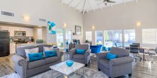 The Palisades Gallery 18