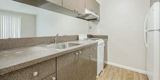 1490 Nancywood Drive Gallery 6