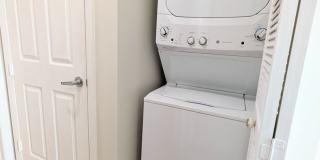 Modern 1BR/1BA Condo with 2 Parking Spaces – Prime Coral Gables Location Gallery 26