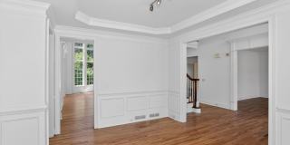 Luxury living in 5BR/5BA with Finished basement in Alpharetta Gallery 16