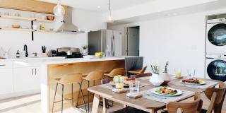 1607 W 35th Place - Co-Living Gallery 1