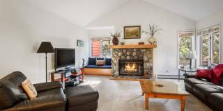 Nicely Furnished McCloud Condo Nicely Furnished McCloud Condo Gallery 1