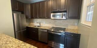 Dupont Circle 2-level Condo at The Cygnet. 1 Bed/1 Full Bath, Fireplace and Modern Kitchen Gallery 14