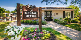 Deer Hill Gallery 72