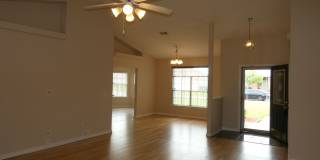 3 Bedroom Home Near NAS Pensacola Gallery 5