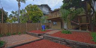 Beautifully Renovated Craftsman with Private Yard & Guest Suite in Prime Bankers Hill Gallery 22