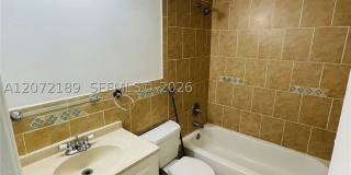20005 NE 3rd Ct Gallery 15