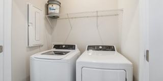 Luxury End-Unit Townhome in Desirable Chateau Community Gallery 8