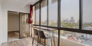 SPACIOUS 2Bd/1BA Condo- Cap Hill Neighborhood! Available NOW! Gallery 1