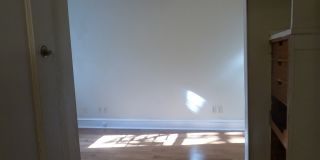 3417 Race Street Gallery 10