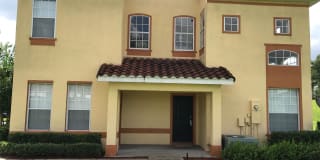 602 Monroe Circle Gallery 1