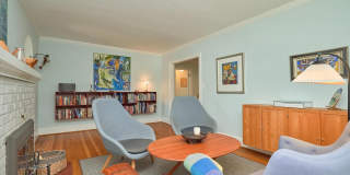 230 N JACKSON Street N Gallery 5