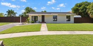 12854 SW 263rd Ter Gallery 1