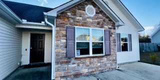 211 Hidden Oaks Drive Gallery 2