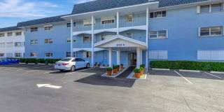 100 Shore Court Gallery 2