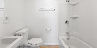 46 N Cherry Street Gallery 14