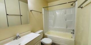 2 Bedroom, 1.5 Bath Townhouse Gallery 13