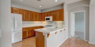 Fantastic 2 Bedroom Townhome minutes away to Camp Pendleton Gallery 8