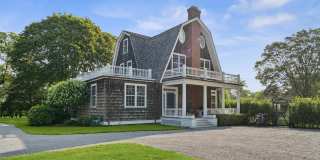 109 Quogue Street Gallery 1
