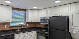 701 Russell Ln Apt 209 Gallery 2