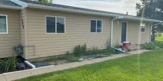 4 bed 2 bath Gallery 1