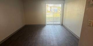 River Walk Apartments Gallery 73
