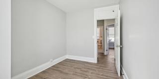 Newly Renovated 5BR/2BA Brownstone, Washer/Dryer Gallery 14