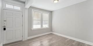 Large Near Downtown 2BR/2BA House For Rent Gallery 3