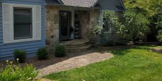 *UNICORN* Will not last long!  Incredible views with this lake front home on Lake Dartmoor. Gallery 1