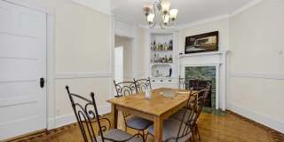 2522 North Burling Street Gallery 13