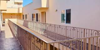 3 Bedroom 2 Bath Penthouse condo in Van Nuys Gallery 3