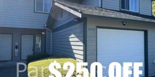 $250 Off the First Full Month!  2 Bedroom University Place Townhome Gallery 1