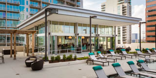 Nine15 Midtown Gallery 6