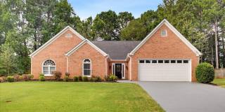 Open Ranch Floor Plan with Large Private Back Yard !! Gallery 1