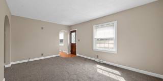 Updated Charming 2BR House in Plain Twp/Canton Gallery 17