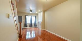 Newly renovated 3 bed 1.5 bath, central air Gallery 7