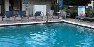9285 Lake Park Dr Gallery 21