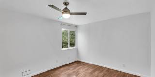 Noe Valley/Dolores Heights: Luxury Condo w/ Expansive Private Deck & 2 Car Parking Gallery 19