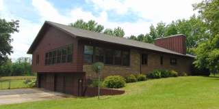 Amazing 3 Bed 2 Bath Country Home With Fabulous Views! Gallery 1