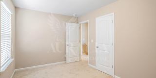 4430 Hillsgrove Road Gallery 18