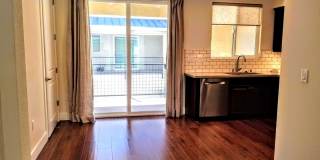 ALMOST NEW, SUPER CLEAN 2 BED, 2.5 BATHS, WOOD FLOORS, STAINLESS STEEL APPLIANCES, CLUBHOUSE WITH POOL Gallery 19