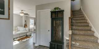 924 East Happy Hollow Drive Gallery 8